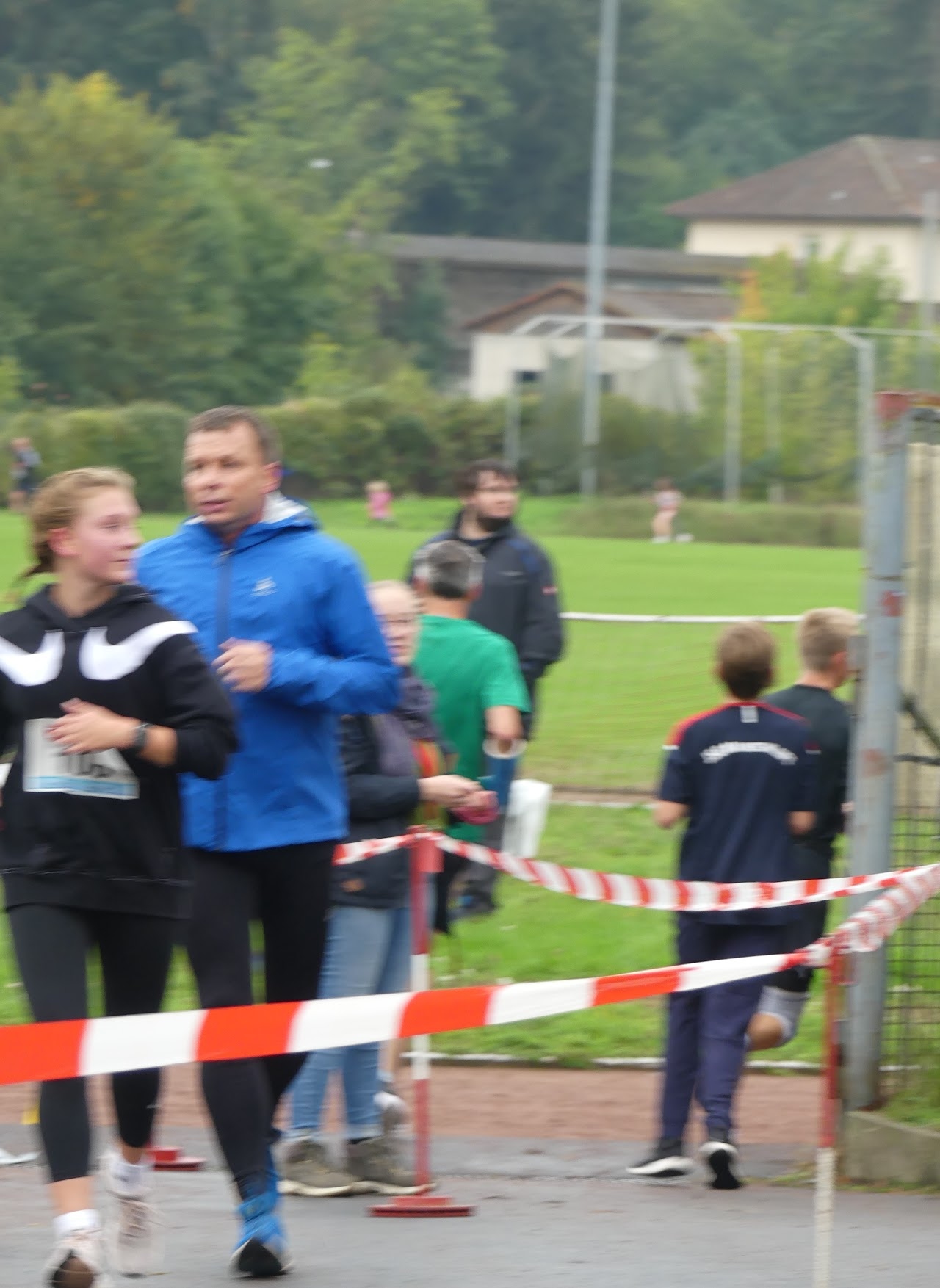 Bild vom 13. Benefizlauf im Jahr 2022. Dies ist das 20. Bild.